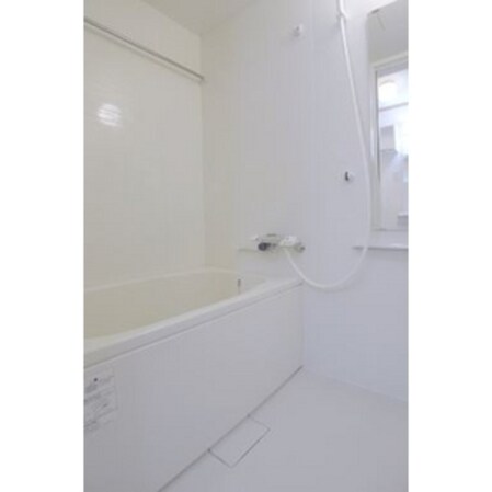 Lily Bellの物件内観写真